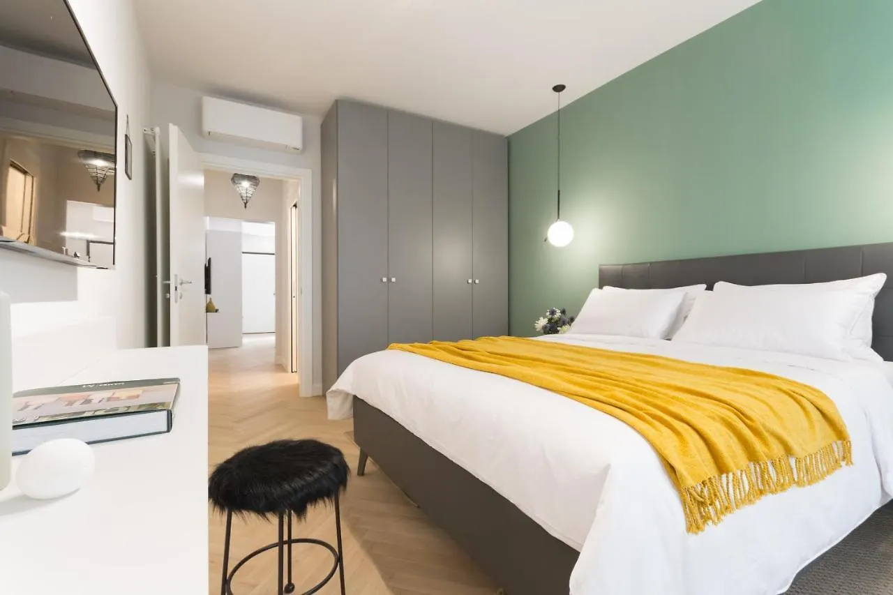 Sphera Bologna, Design Suite Under The Two Towers Apartment