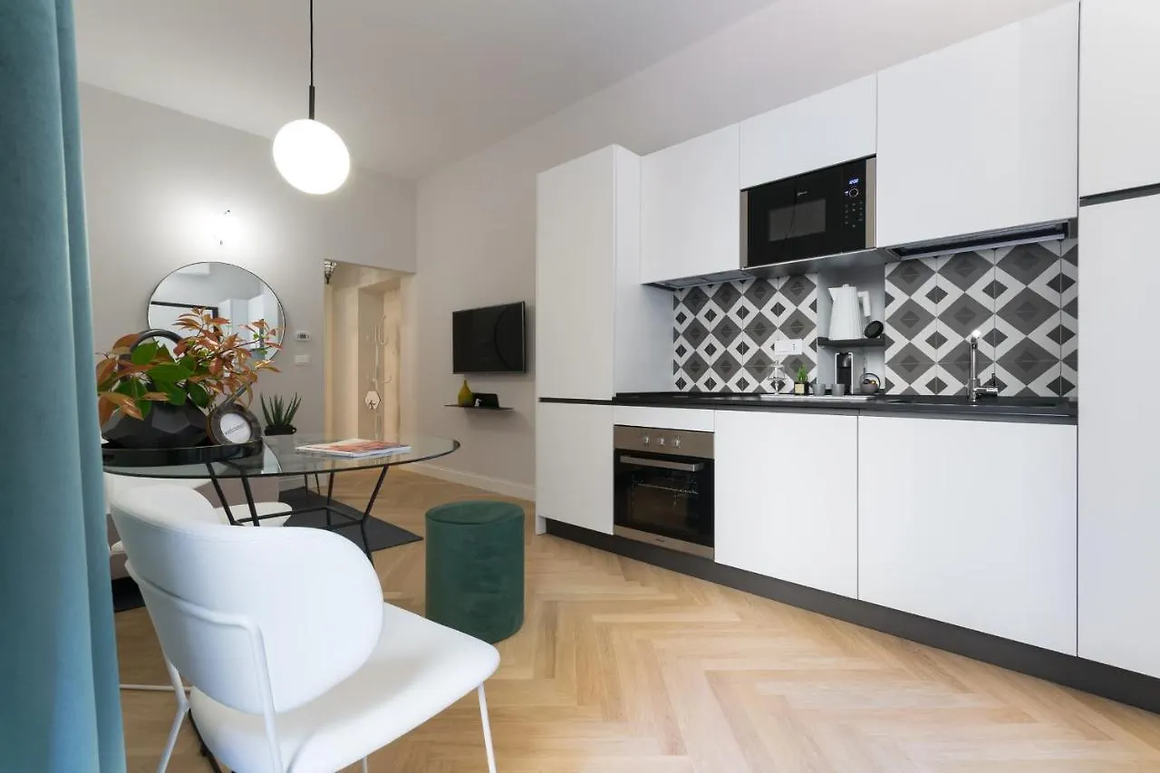 Sphera Bologna, Design Suite Under The Two Towers 0*, Bologna Italien