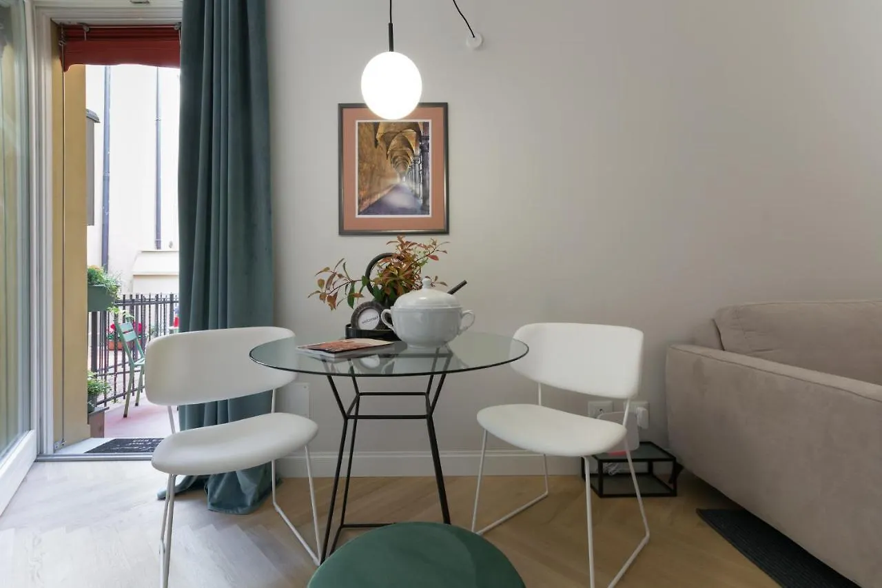 Sphera Bologna, Design Suite Under The Two Towers Bologna